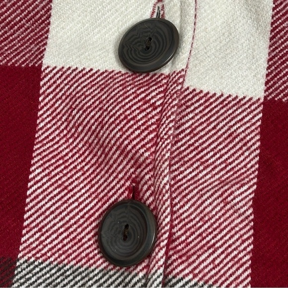 Cabela’s Plaid Button Down Shacket - Picture 6 of 11